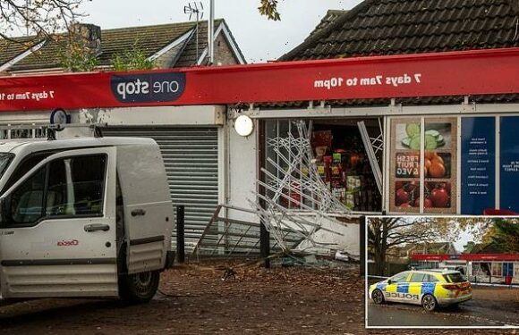 Ramraiders smashing into shop wake the neighbours – who then dial 999