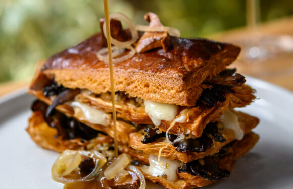 Restaurant Review: Claud, a Basement Dining Room With Much Higher Aims