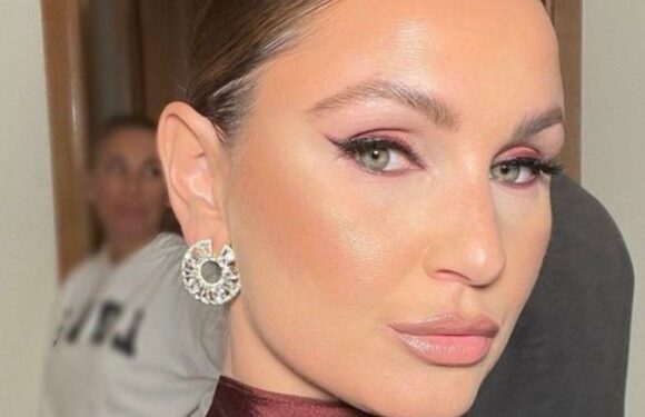 Sam Faiers pointedly ignores Ferne McCann voicenotes to celebrate blessed friends