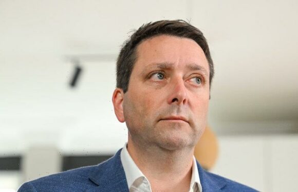 Ultra-conservative Liberal candidate won’t sit in party room if elected: Guy