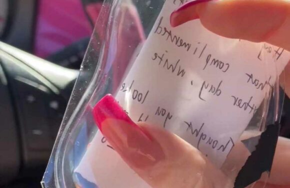 Woman shares note stranger left on her windscreen asking her out – and it's totally divided opinion | The Sun