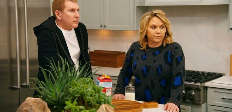 ‘Chrisley Knows Best’ Stars Sentenced To Combined 19 Years In Prison; Reality Duo Lose Shows  Update