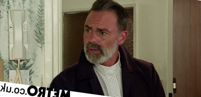 Billy is panicked as Summer remains missing in Corrie and a further blow follows
