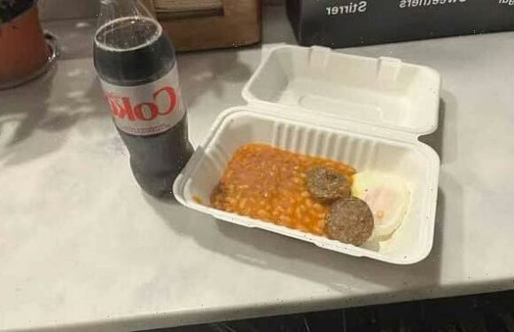 Breakfast made up of egg, beans and black pudding cost flyer €14.20