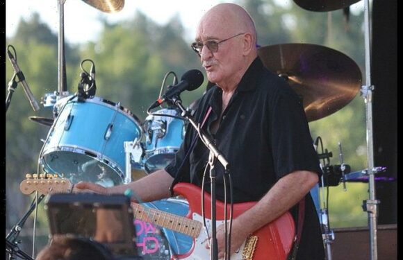 Dave Mason Announces Endangered Species Tour 2023