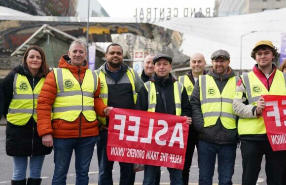 Do workers get paid when on strike? | The Sun