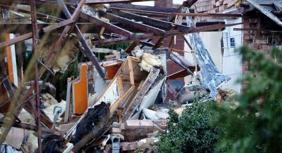 Evesham gas explosion horror as pictures show entire blown up house torn apart