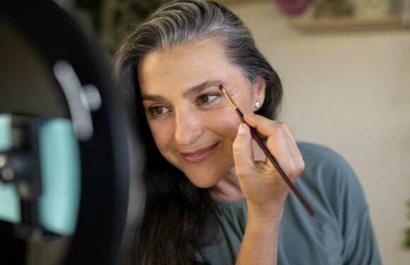 Expert shares beauty mistakes that make you look older