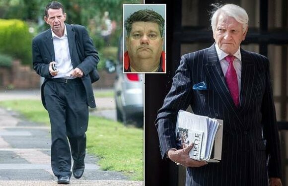 Former Tory MP demands 'full transparency' over police watchdog's exit