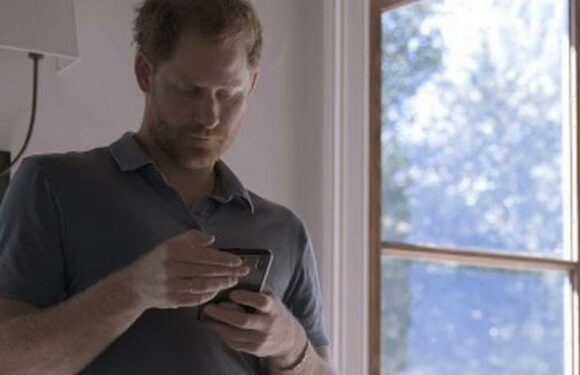 Harry ‘doesn’t know what to do’ as he receives text from William after Oprah interview