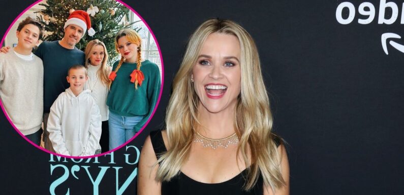 Her Mini-Mes! See Reese Witherspoon Pose With All 3 Look-Alike Kids