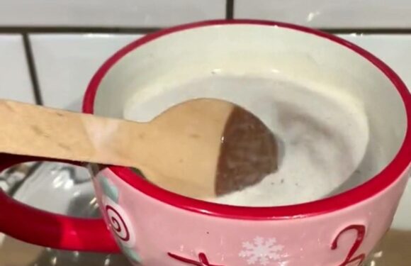 I’m a money-saving mum & have found a cheap way to make hot chocolate spoons for just 60p, they make the perfect gift | The Sun