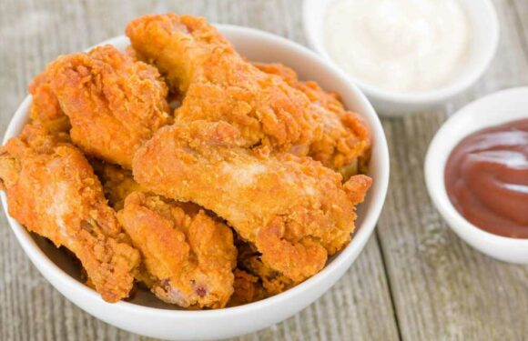 I’ve got a great hack for frying chicken – people say it’s weird but it makes cleaning up so much easier | The Sun