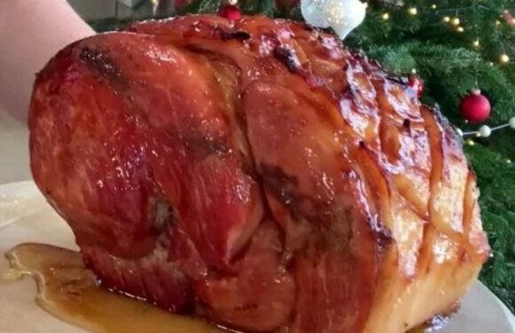 I'm a foodie and you’ve been cooking Christmas ham all wrong – there's two secret ingredients you're forgetting to add | The Sun