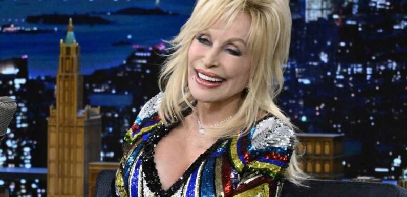 Jimmy Fallon Shocks Starstruck Uber Driver With Phone Call From Dolly Parton