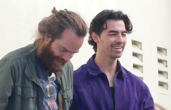 Joe Jonas Heads to Lunch with Friends After Announcing New Jonas Brothers Vegas Shows