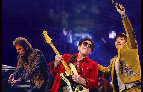 Journey’s Neal Schon Files Cease-And-Desist Against Jonathan Cain Over Mar-A-Lago Performance