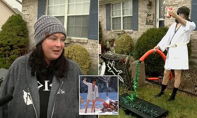 Kentucky woman's National Lampoons tribute sparks police callout