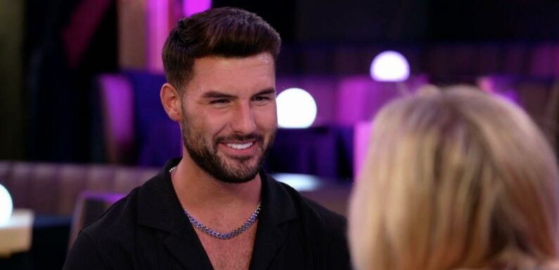 Liam Reardon red-faced after making majorly saucy confession on Celebs Go Dating
