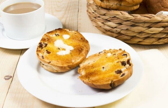 M&S sparks fury as customers are refused popular cafe item after 11am