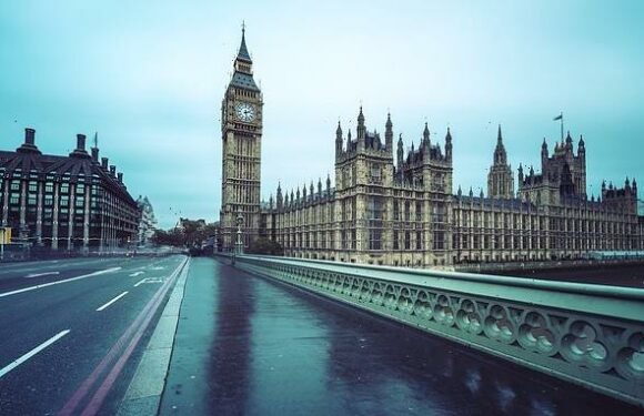 Ministers could have to sign contracts vowing to abide by sleaze rules