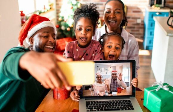 Mobile phones and tablets are top tech gifts Brits hope to get this Christmas