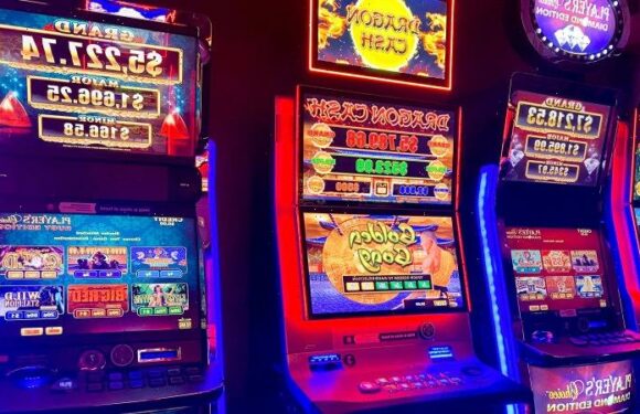 Monash Council gives local sports clubs ultimatum over pokies sponsorships