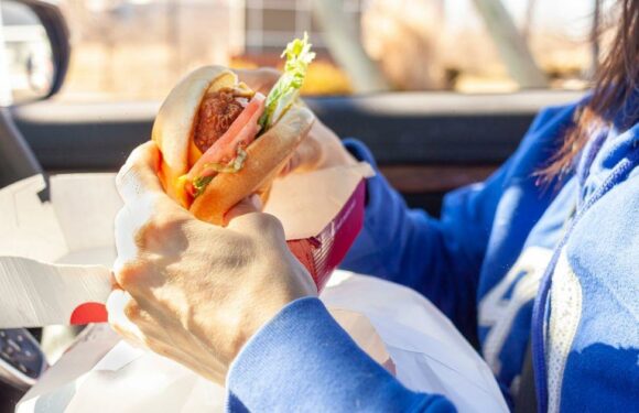 Mum on brink of tears after drive-thru worker fat-shames her and three kids