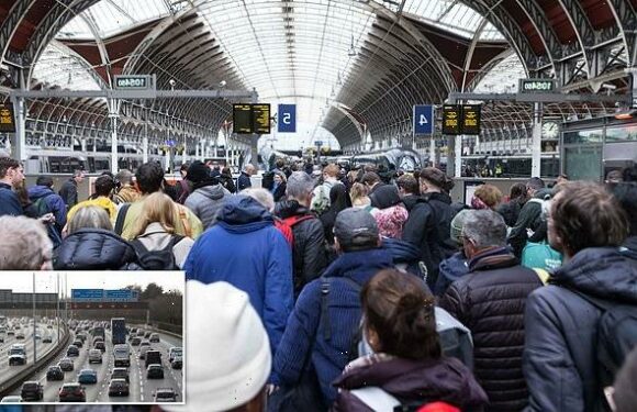 NO trains tomorrow as rail union calls Boxing Day strike