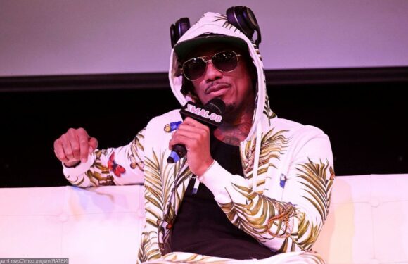 Nick Cannon Hospitalized With Pneumonia: Im Not Superman