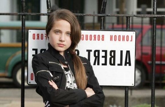 Original EastEnders Lauren Branning actress looks totally unrecognisable in new bikini snaps