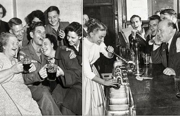 Pictures show Londoners enjoying themselves in the capital's pubs