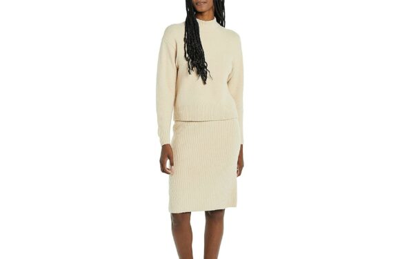 Review: This Knit Set Is the Coziest Winter Look You Can Wear