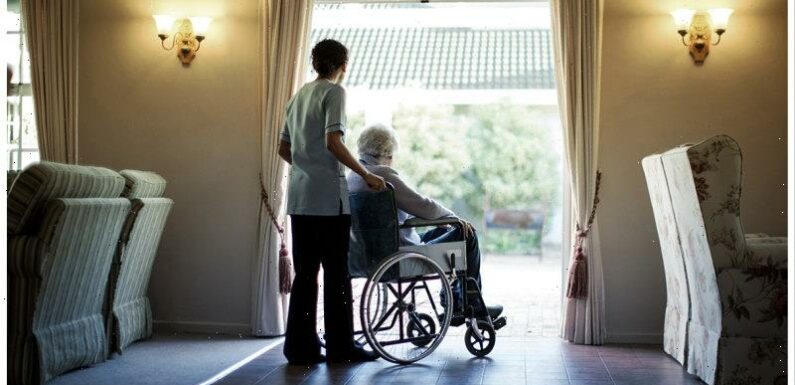 Royal commissioner hits back at Productivity Commission over gig workers in aged care