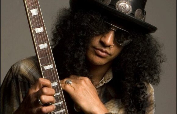 Slash Tells Stories Behind Guitar Collection In New Book Due In January