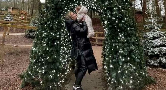 Strictlys Helen Skelton shares family snap with rarely seen baby Elsie as she turns one