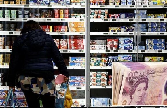 Thousands of parents will get £35 to spend at supermarkets