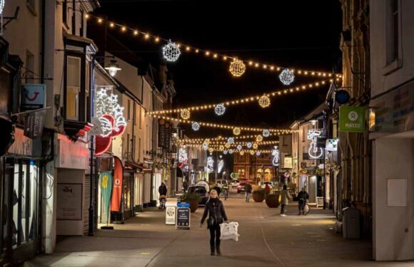 Thousands of shops to close for three days this Christmas – see the full list | The Sun