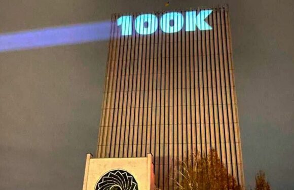 Ukraine mocks Putin by beaming grim Russian death toll milestone onto skyscraper