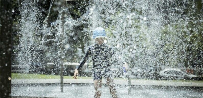 Victorians swelter through hottest day of the year