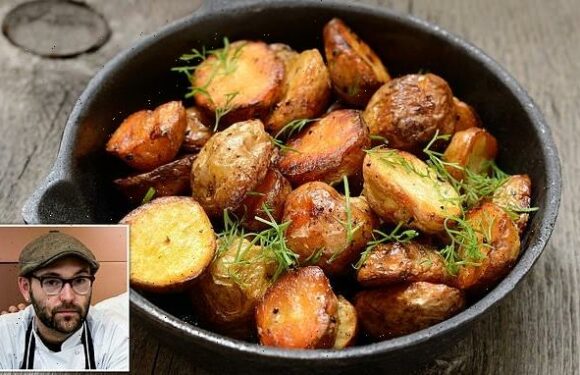 What's the perfect time to eat Christmas dinner?