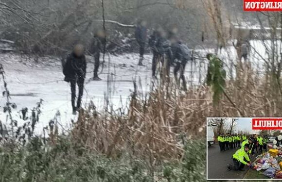 'Keep your kids safe': Children warned not to play on frozen ponds