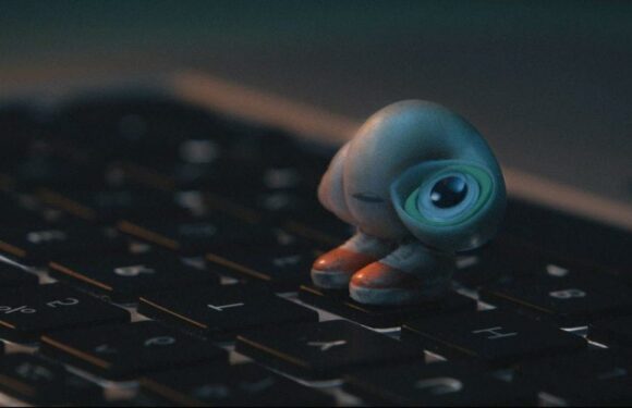 ‘Marcel The Shell With Shoes On’ Director Dean Fleischer-Camp On Using A Non-Fiction Approach With A Fictional Character