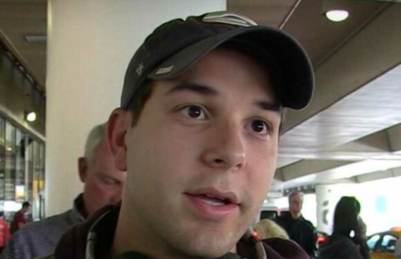 'Pitch Perfect' Star Skylar Astin's Home Burglarized