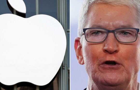 Apple boss Tim Cook volunteers for massive £28 million pay cut this year