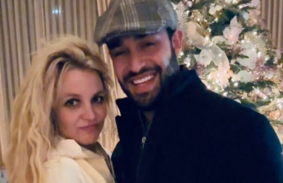 Britney Spears Allegedly Acting ‘Manic’ at Restaurant, Sam Asghari Storming Off Without Her