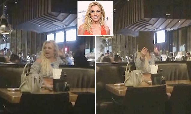 Britney Spears allegedly has a 'manic' meltdown at a LA restaurant