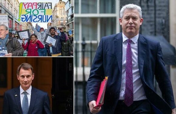 Cabinet split over cash boost for nurses to end NHS strikes