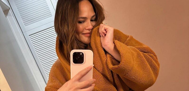 Chrissy Teigen Needs Fans; Advice on Waxing Down There While Pregnant