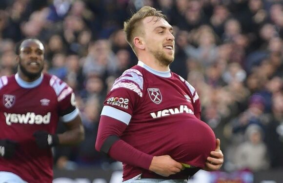 Dani Dyer’s footballer boyfriend makes sweet tribute to pregnant star on pitch